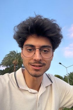Emre's photo