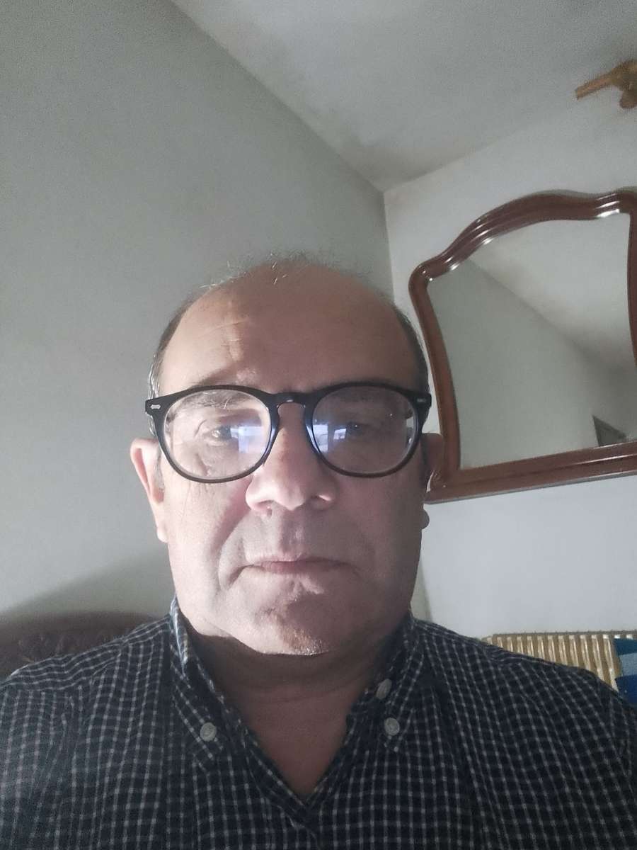 84895438 1970 medium large