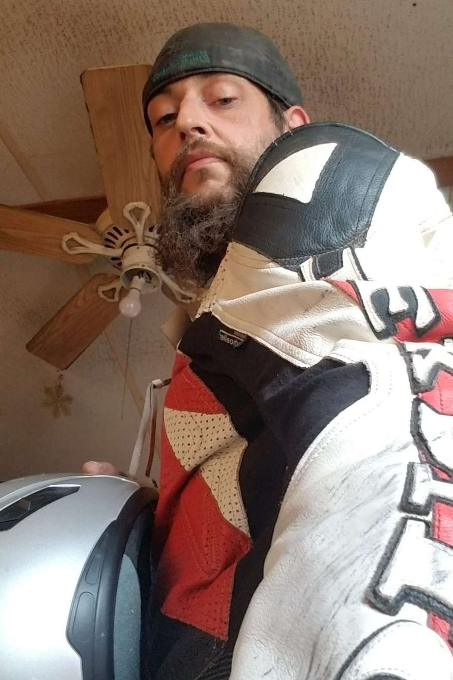 90890687 7313 medium large