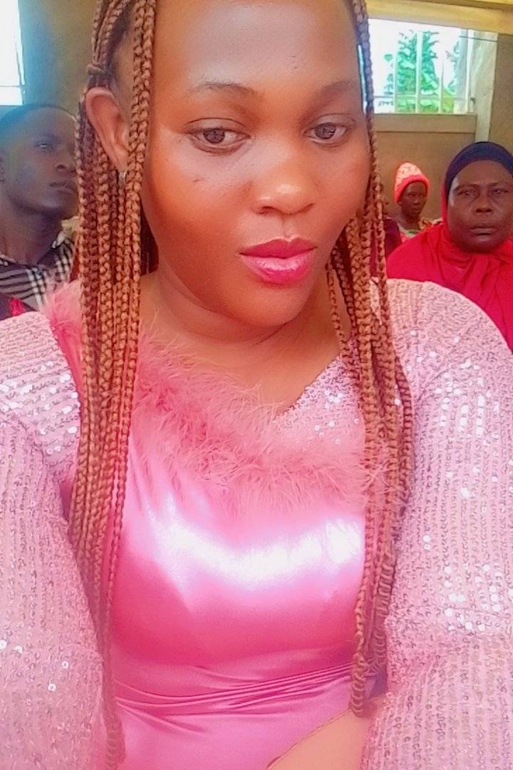 90211634 932 medium large