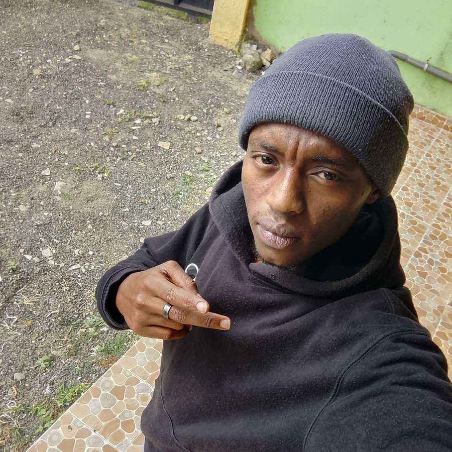 84567005 9328 medium large