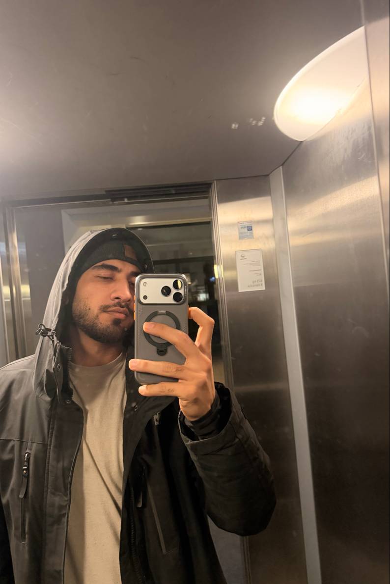 90874248 7737 medium large