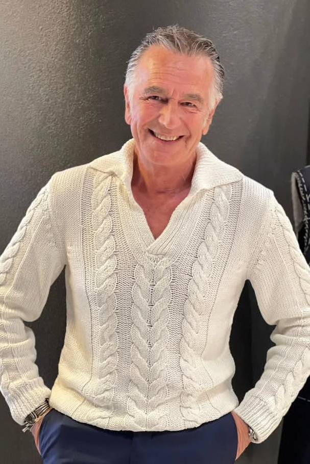 92587489 5864 medium large