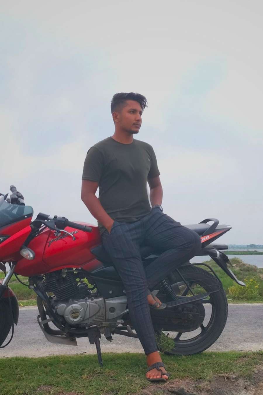 92127219 9281 medium large