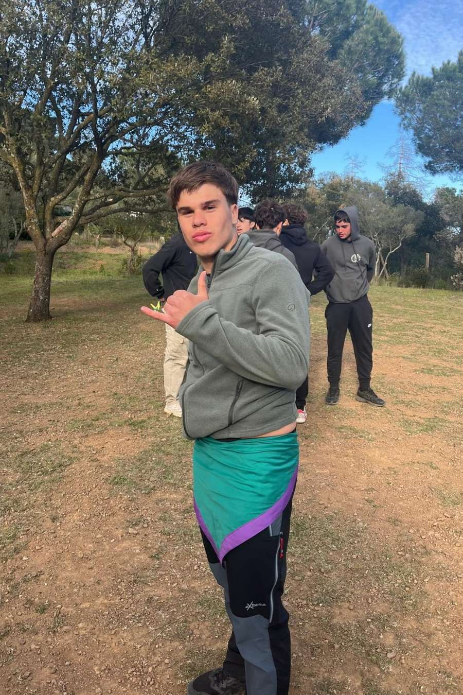 92851857 2126 medium large