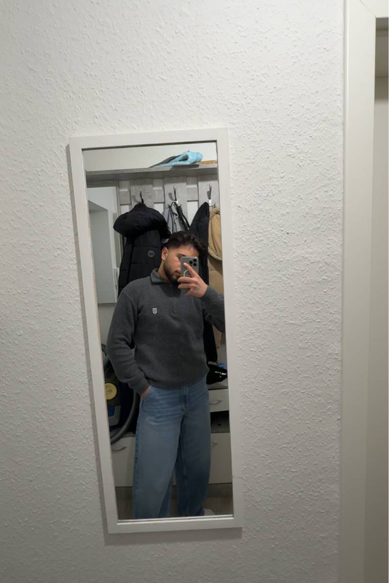 92815375 6272 medium large