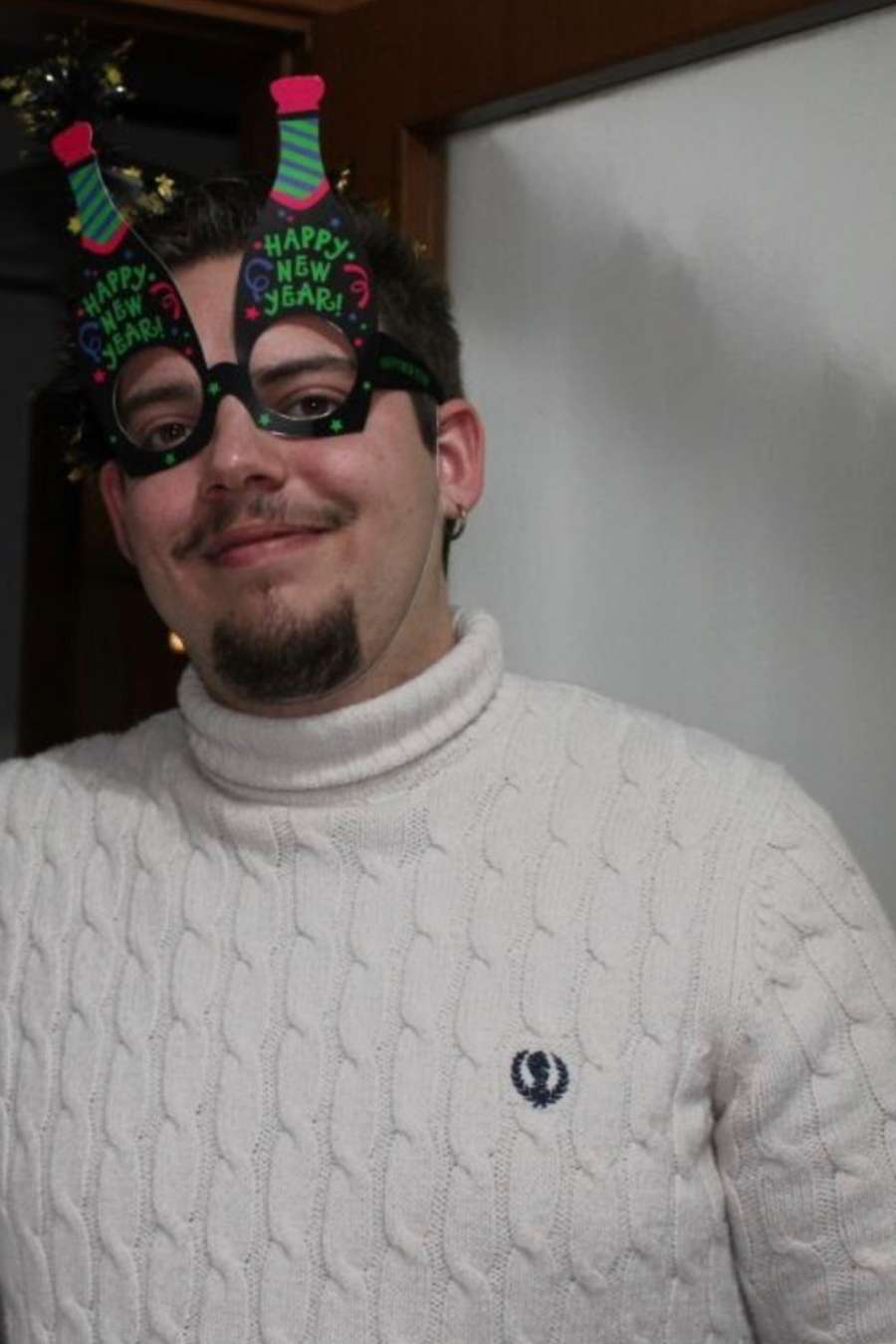 91599285 183 medium large