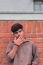 Varun Yadav 's photo