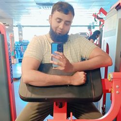 Sameer 's photo