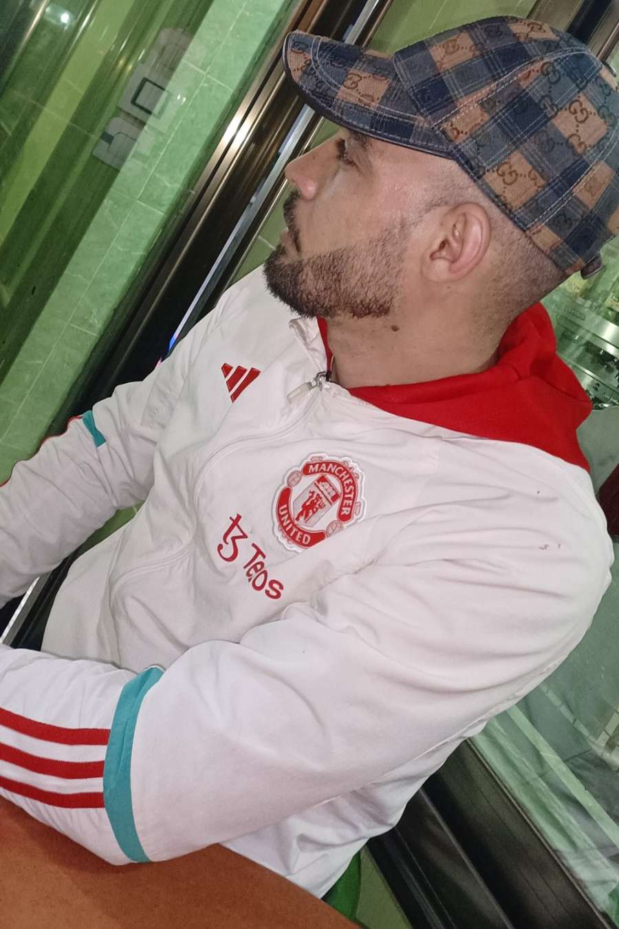 92624019 5572 medium large