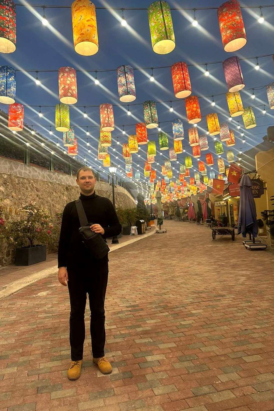 90547968 7563 medium large