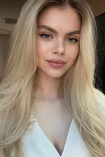 Debora Santos 's photo