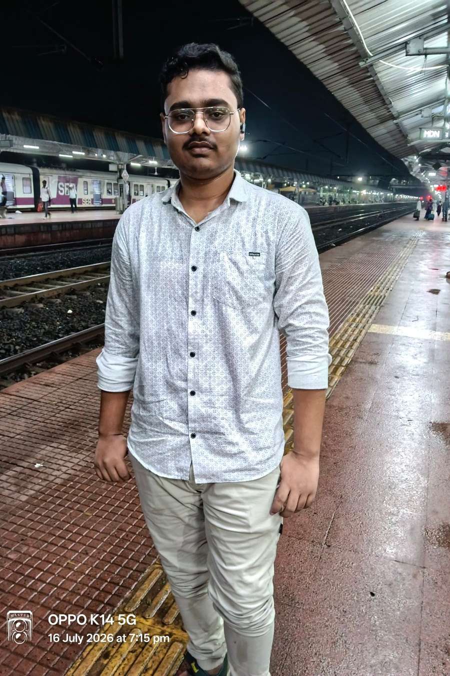 94913280 8696 medium large