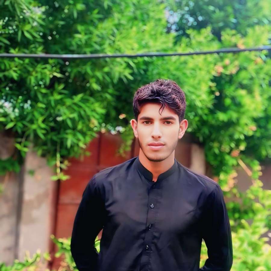 83538441 759 medium large