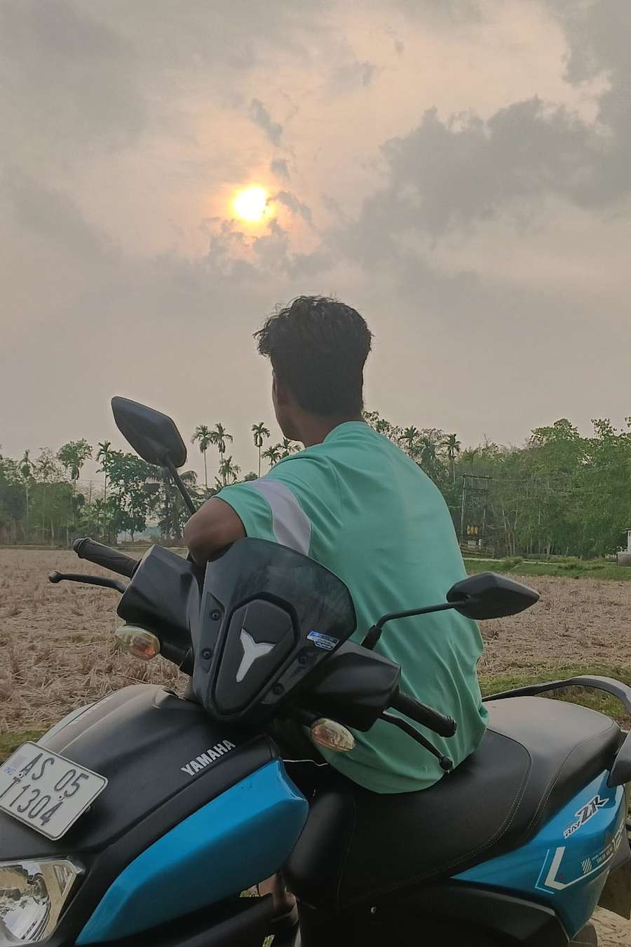 92846359 763 medium large