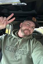 Steve Hughes 's photo