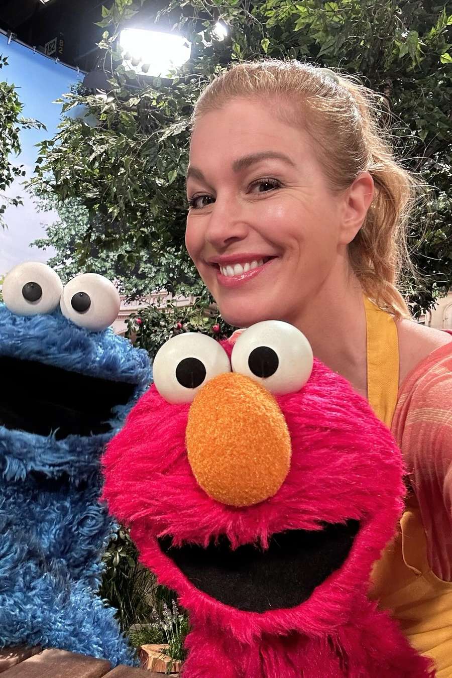 89302775 7082 medium large