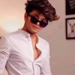 Ashish zehen's photo