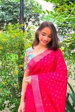 Priya Sharma 's photo