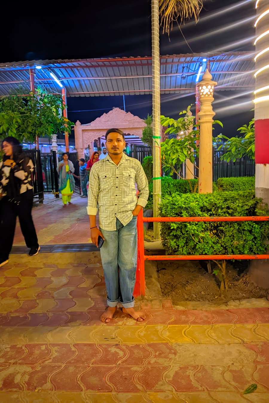 89152512 5892 medium large