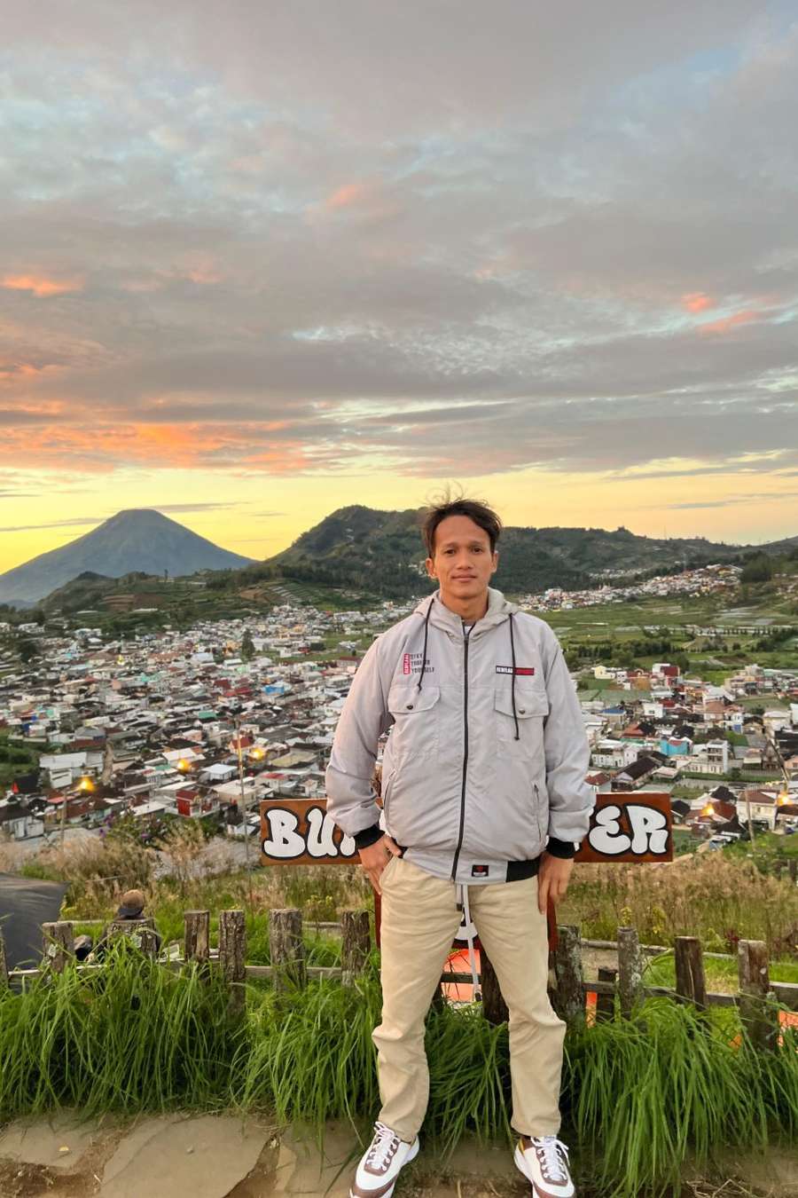 91150464 4853 medium large