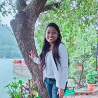 Rajvi 's photo