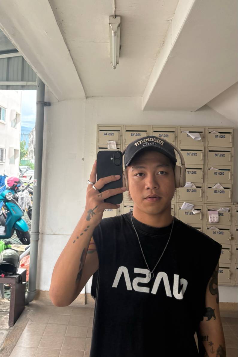 89009120 9688 medium large