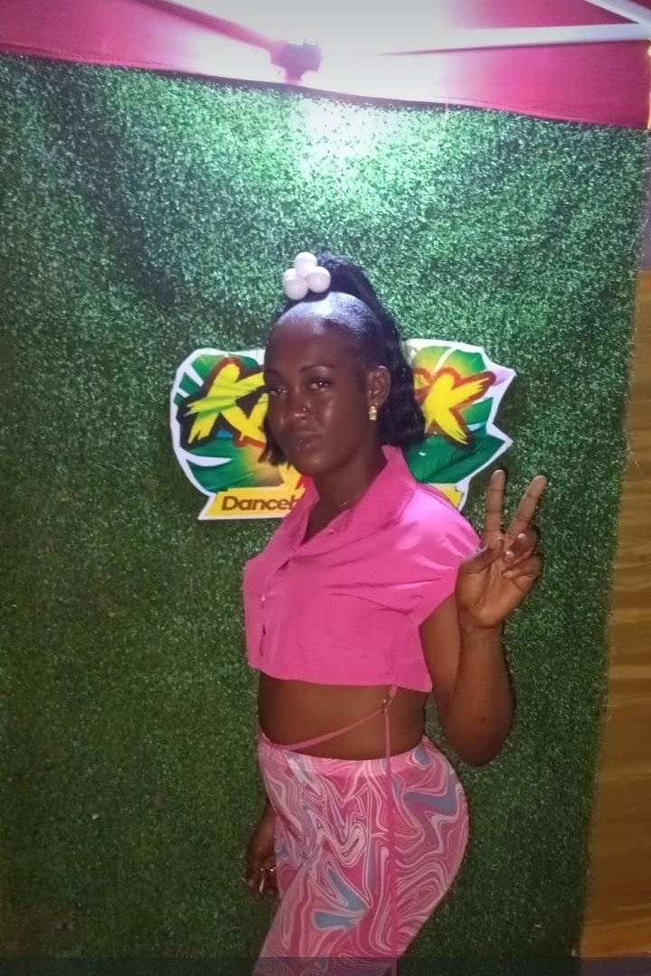 88933749 1664 medium large