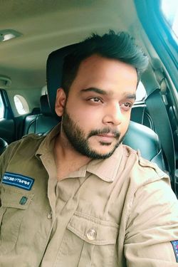 Rohan's photo
