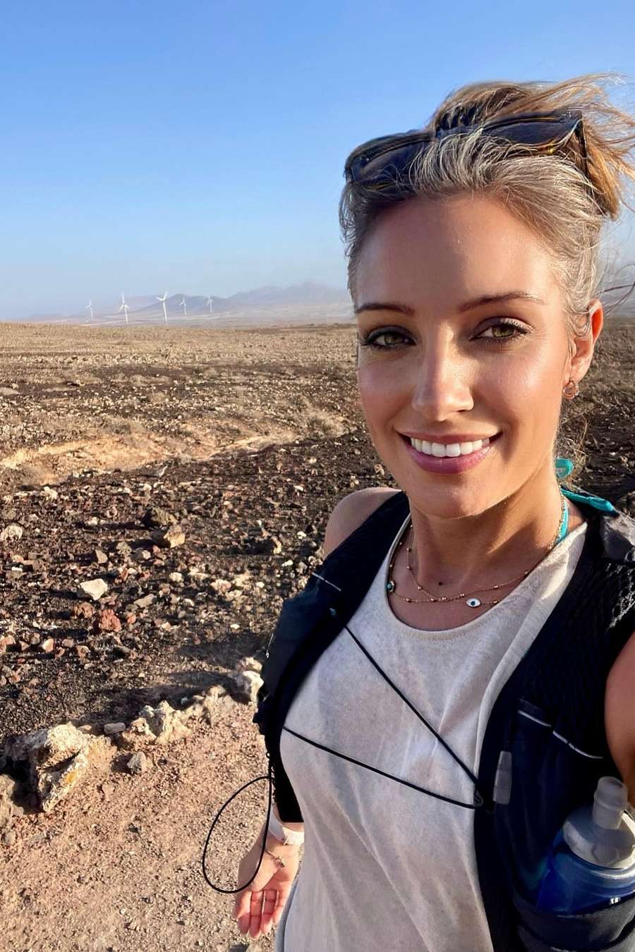 87870853 6844 medium large