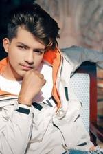 Qasim Faisalpp's photo