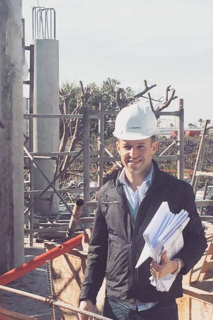 90772821 5373 medium large