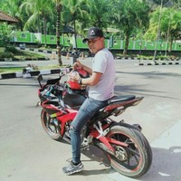 acim Syahroni's photo