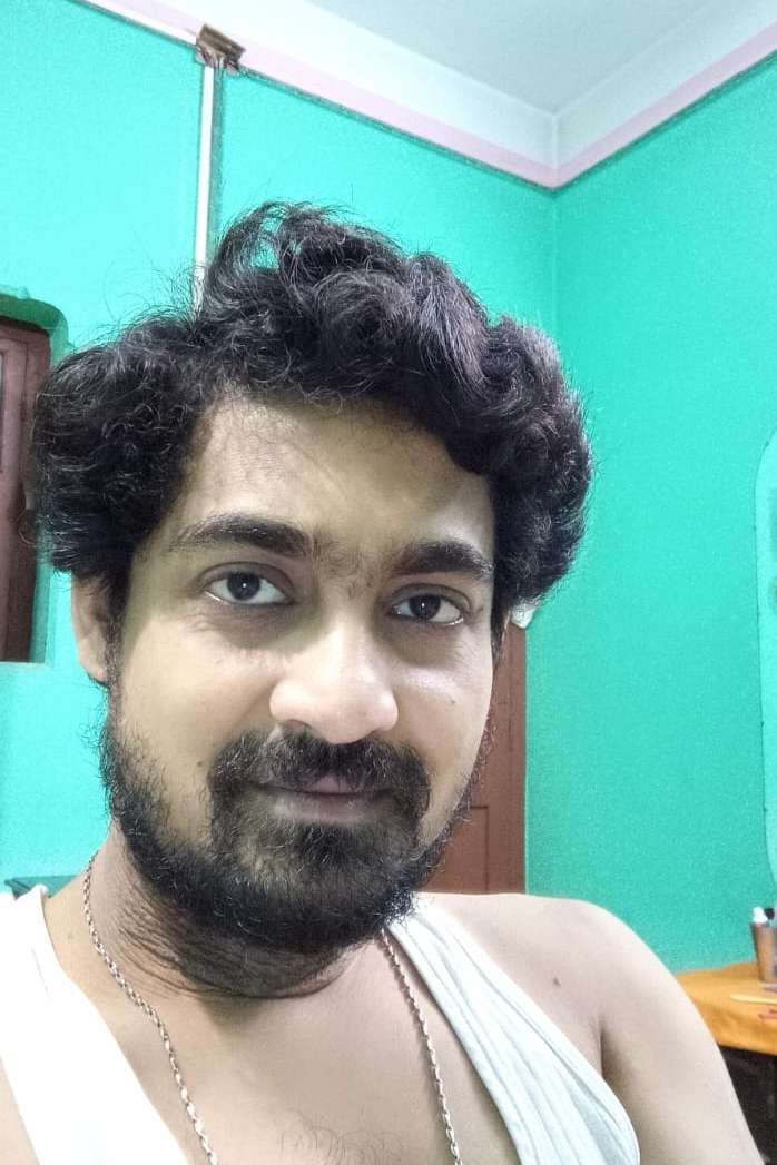 89964504 827 medium large