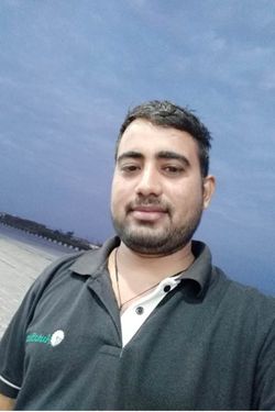 Veeru 's photo