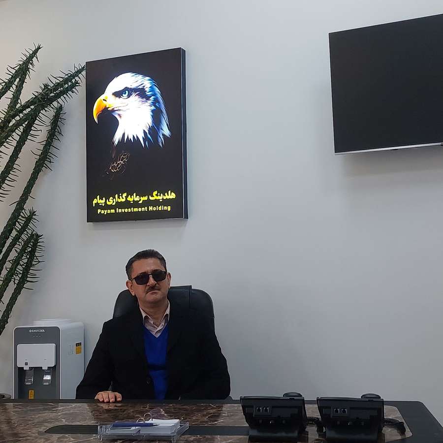 85274859 461 medium large