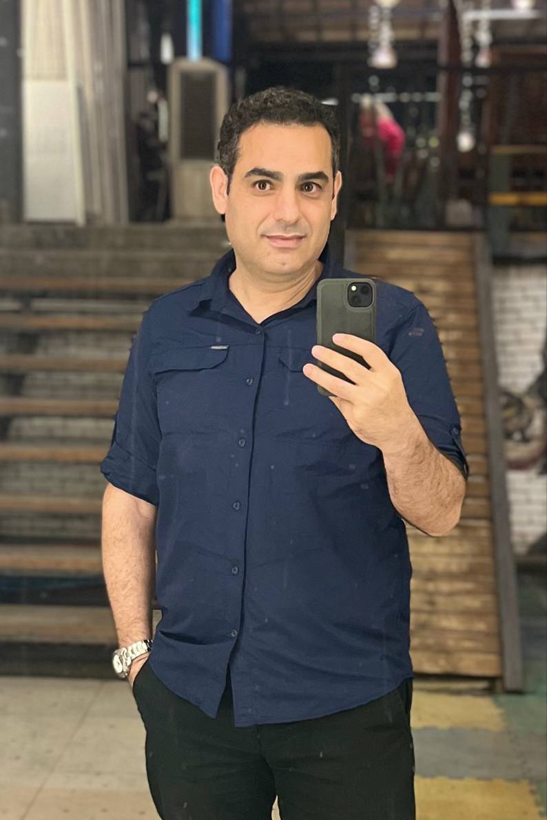 90610706 7436 medium large