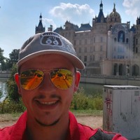 Joris Ahrendt 's photo