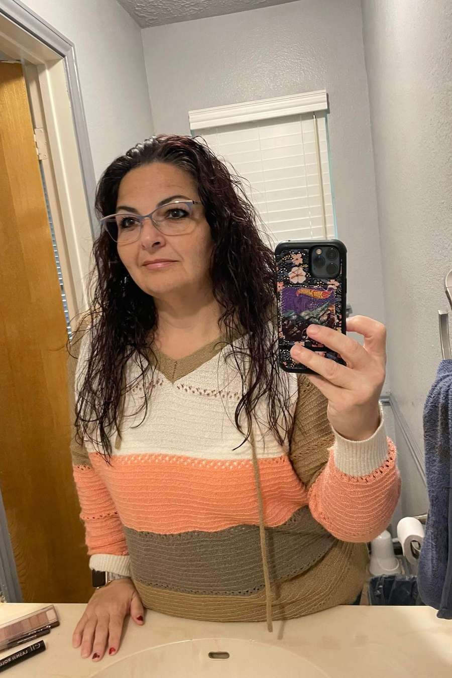 87609968 6473 medium large