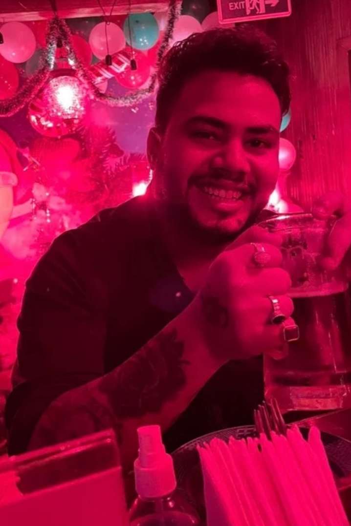 90202037 220 medium large