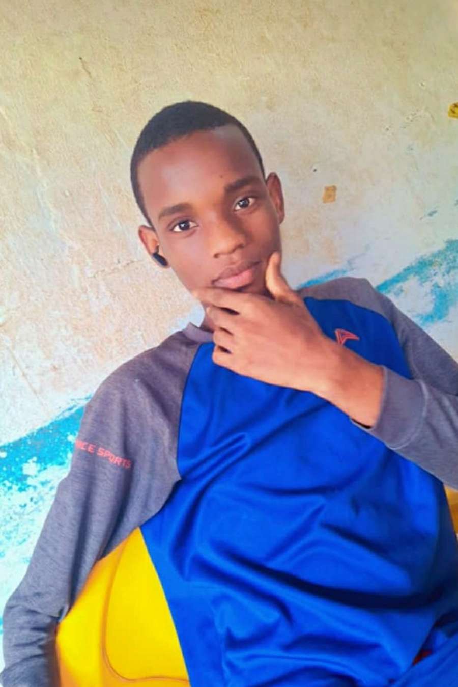 92518283 9712 medium large