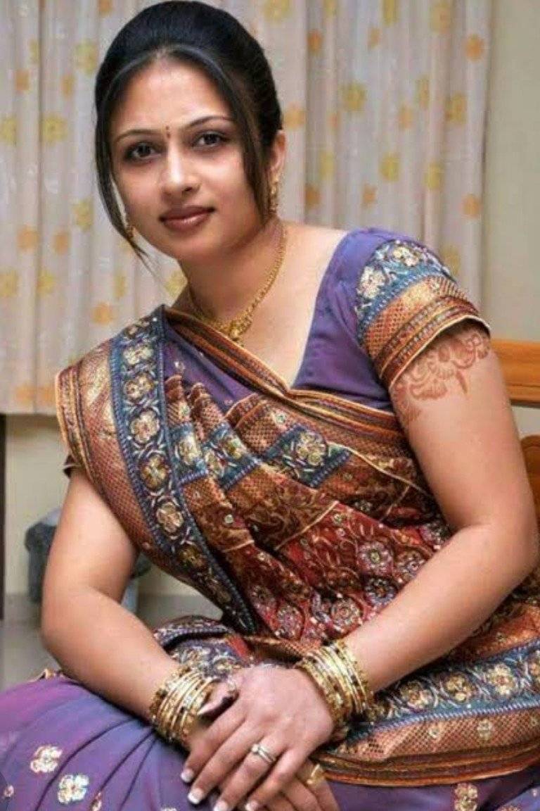 90237842 586 medium large