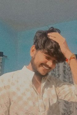 Yash's photo