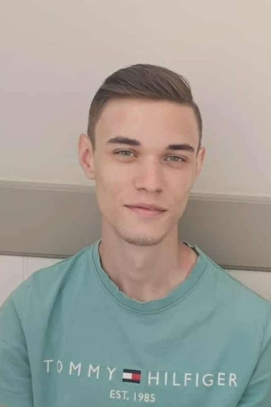 90079020 5858 medium large