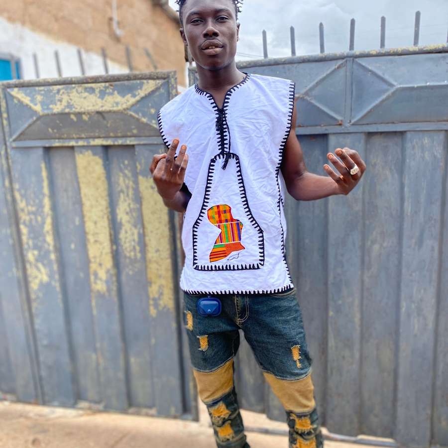84624726 1334 medium large