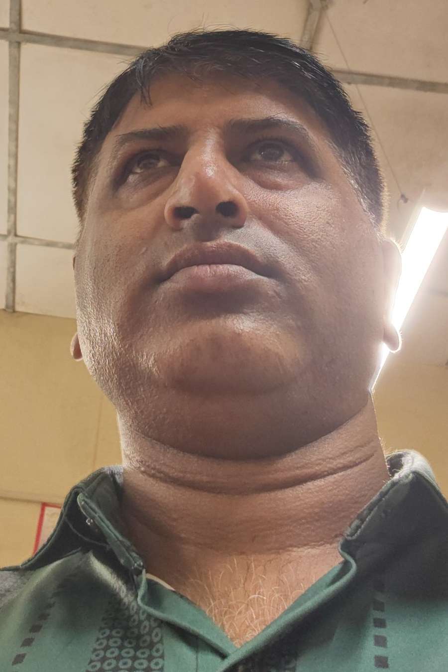 89232333 8470 medium large