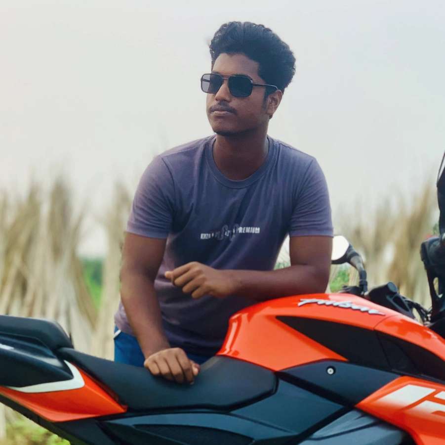 84369178 9004 medium large