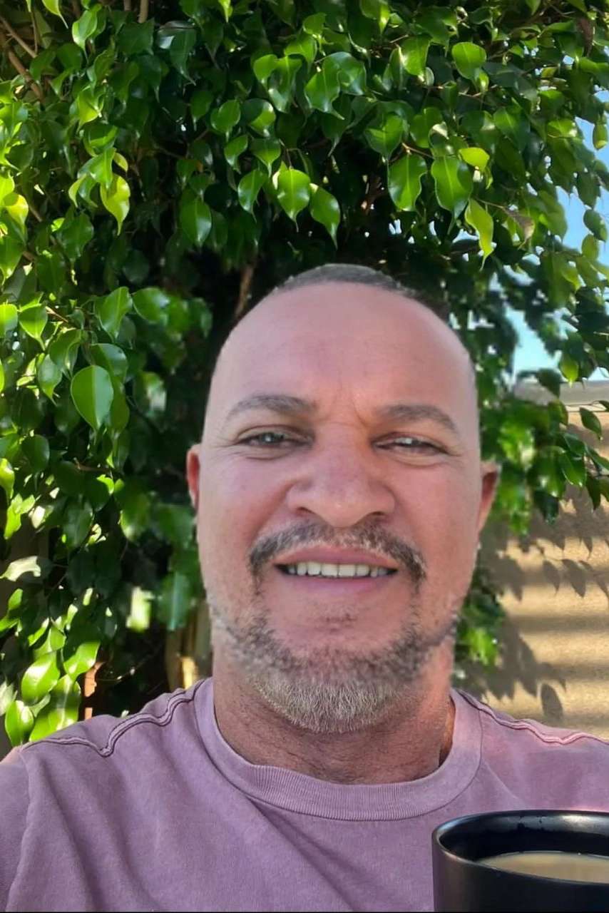 91915853 12 medium large