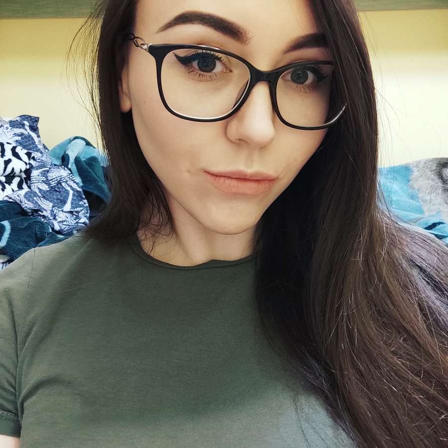 82102117 7307 medium large