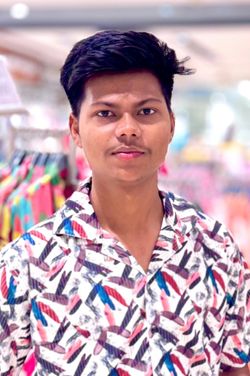 Rishabh kashyap 's photo